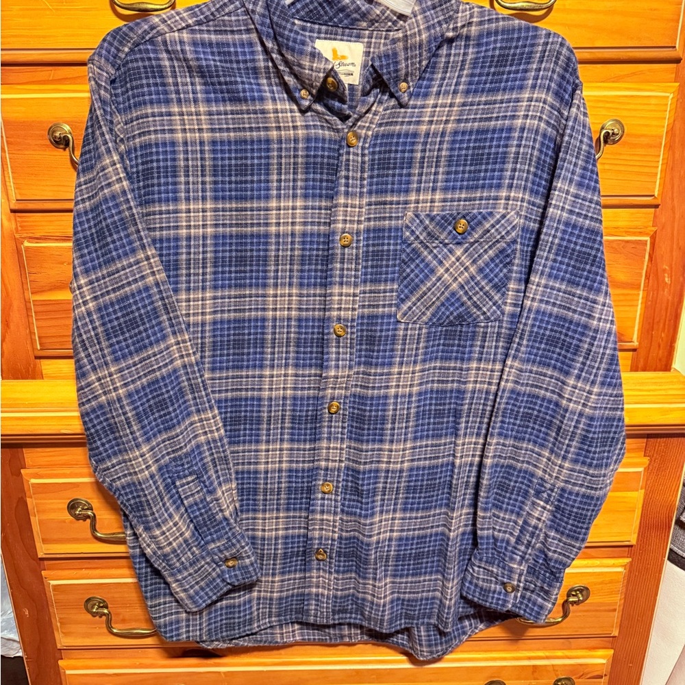 Field & Stream Blue and Gray Plaid Button Down Shirt